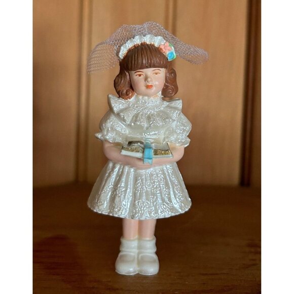 Vintage Wilton Communion Girl Brunette Tulle Veil Cake Topper Cupcake Decoration - Picture 1 of 6